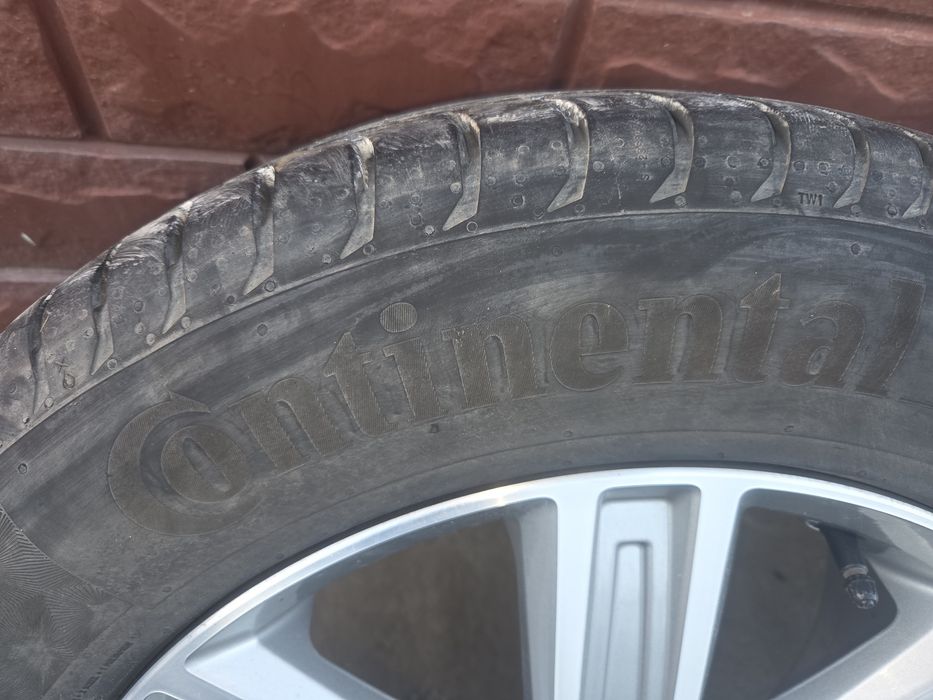 Vind set roti volvo r18 stare impecabila nu sunt lavete sau zgreate