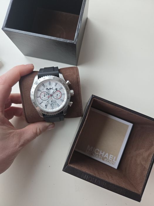 Часовник Michael Kors Chronograph XL  MK8353