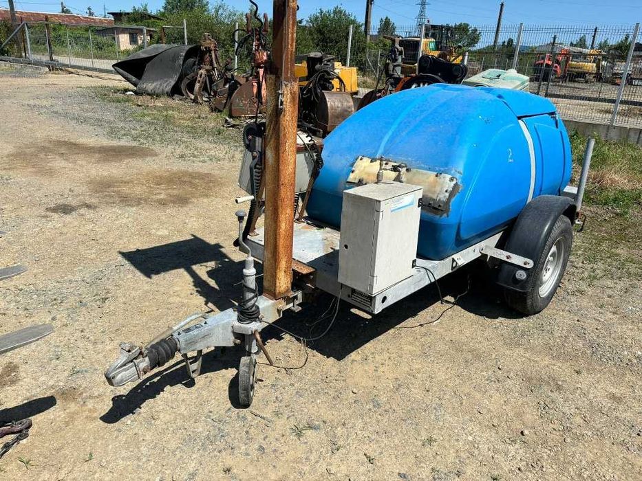 Tun de apă tractabil cu rezervor propriu demolari , santier , APPS