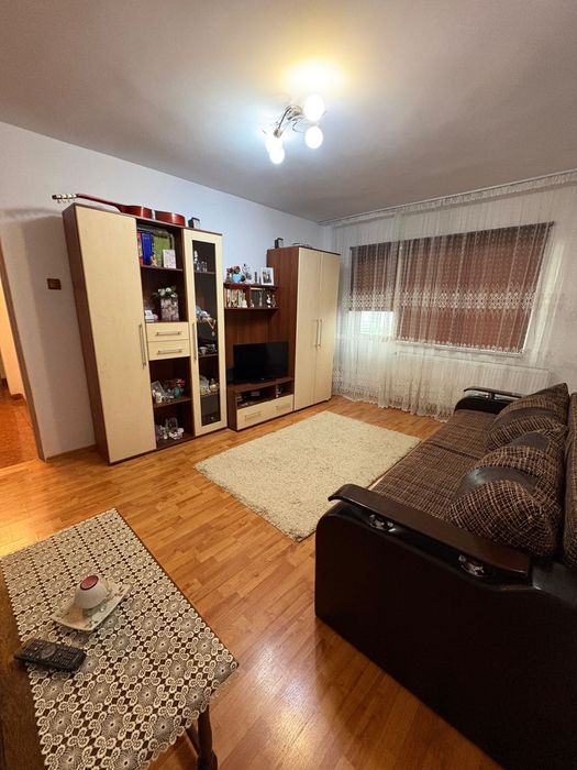 Apartament 2 camera decomandat