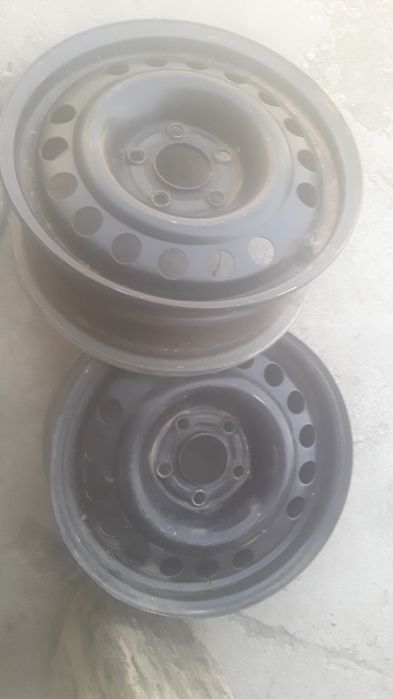 15 Диски на Форд. Опель. Газ 3110 . Волга 31105