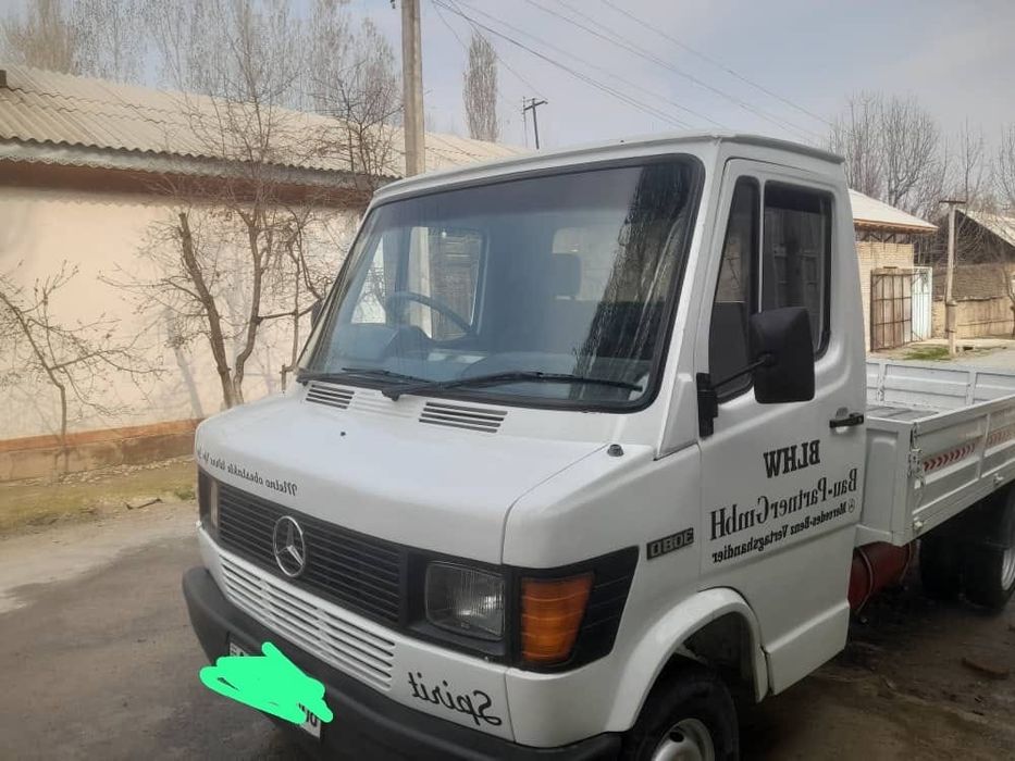 Mersedes 601 samosval