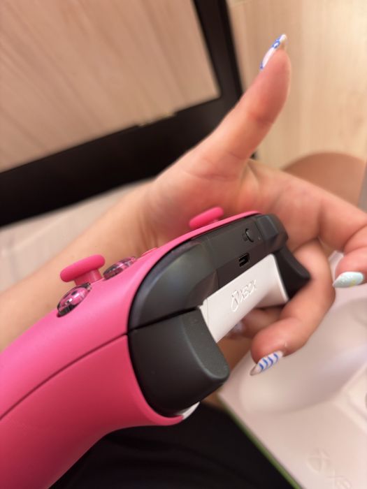Контролер Xbox Series X - Deep Pink