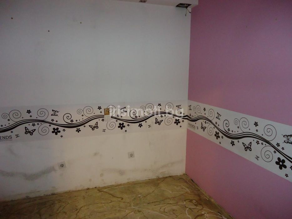 Дава се под наем Магазин в София, Зона Б-19 - 82 кв.м за 600 € - Снимка #4