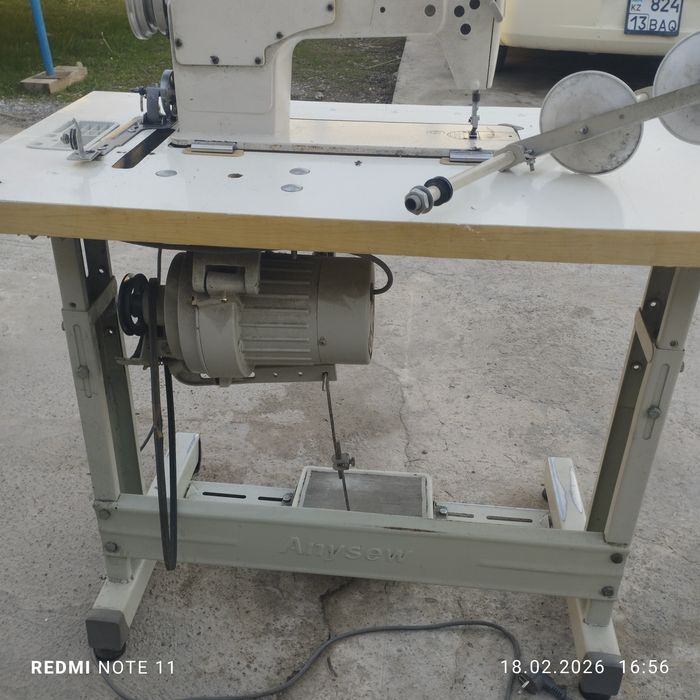 Продам швейную машинку бу