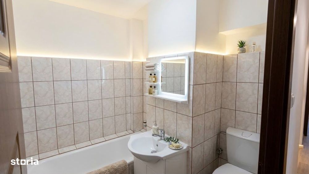 Apartament 3 camere Piata Rosetti/Centru / imobil 1981