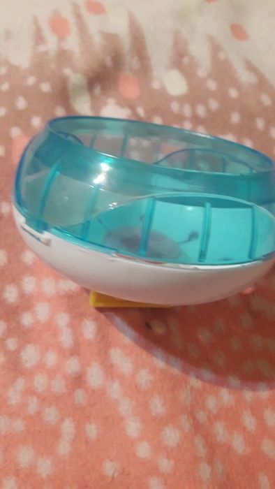 Продам  для  хамечков