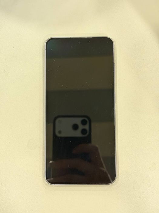 Samsung S24 8/256