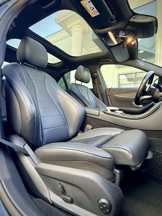 Mercedes Benz E220d AMG  An Fab 12.2020! Pano-Lane-Side-Full Led!