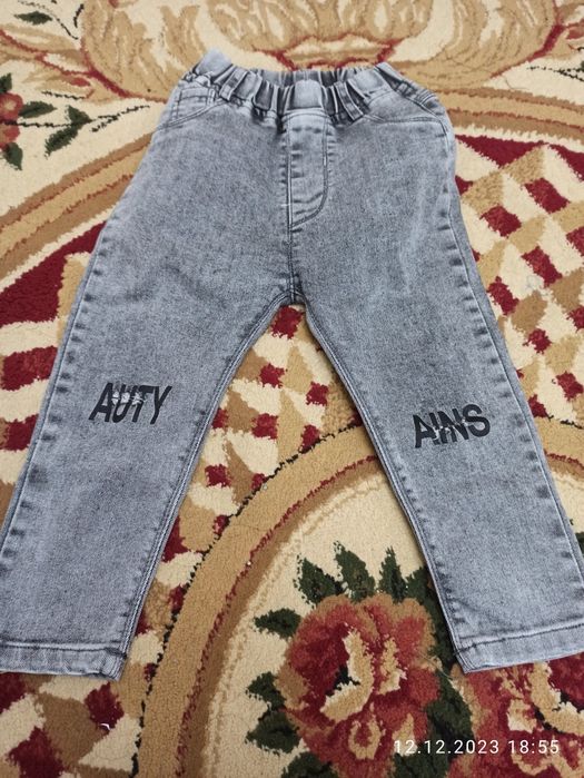 Джинсы на мальчика 2-4 года