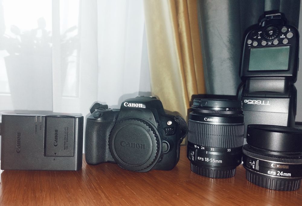Kit Camera DSLR CANON 200D