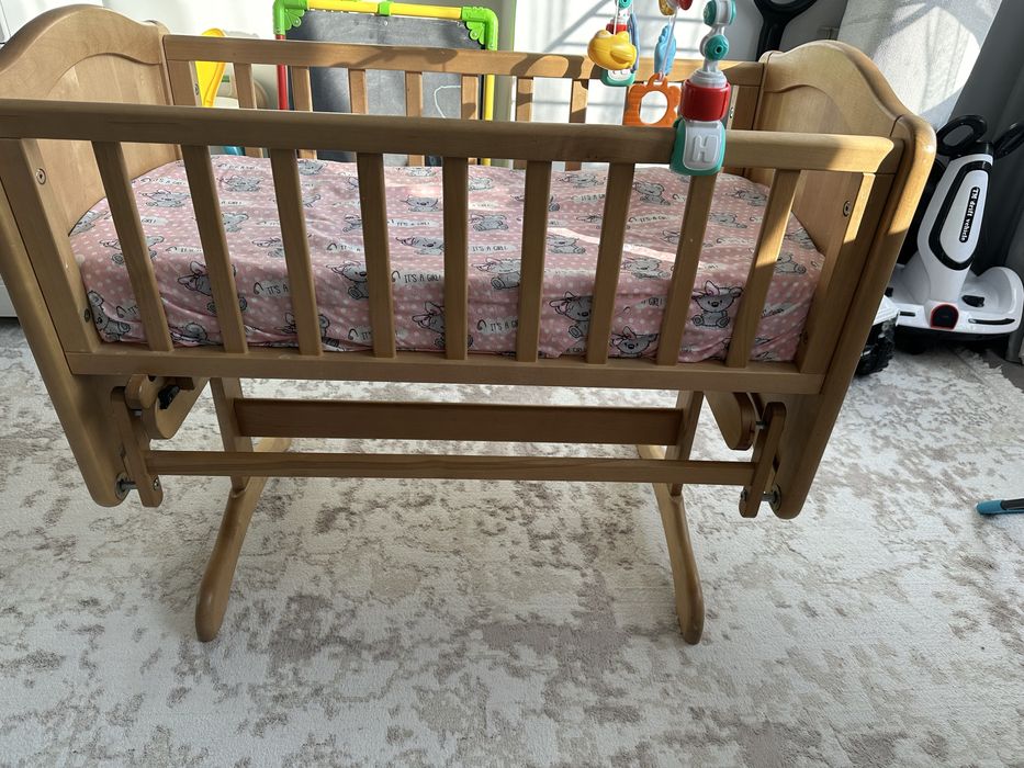 Продам манеж в отличном состоянии