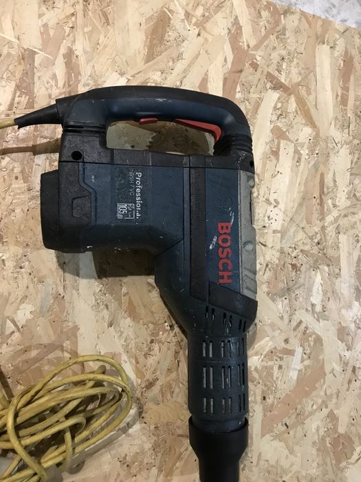Rotopercutor Bosch GSH 7 VC 1500w Alimentare 110w  Anglia
