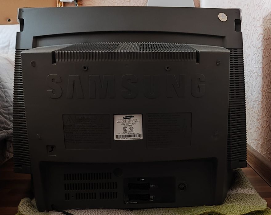 Телевизор Samsung