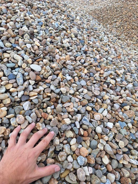 Nisip sort margaritar balast piatra concasata pământ galben nisipos