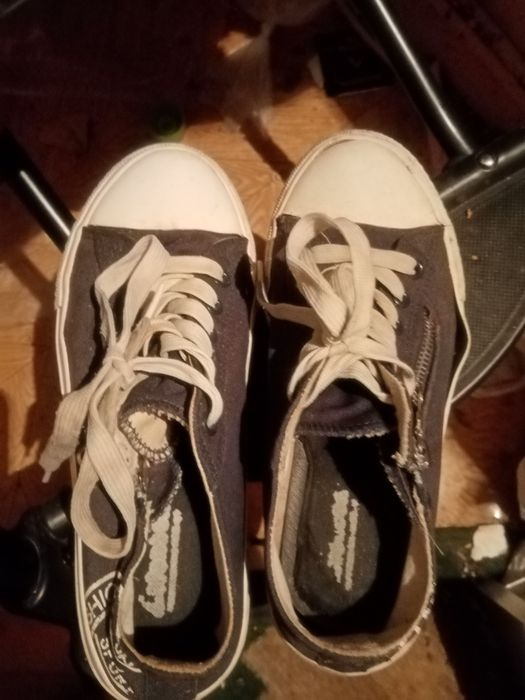 ботинки, кроссовки  35 бу