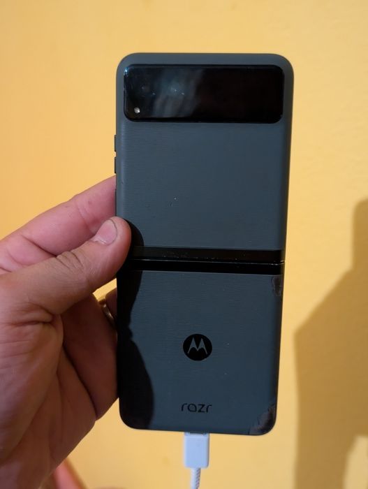 Motorola RAZR 40 ,Ideal pentru piese