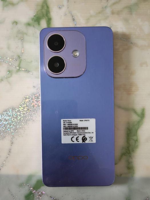 OPPO A5i / Зарядка в комплекте