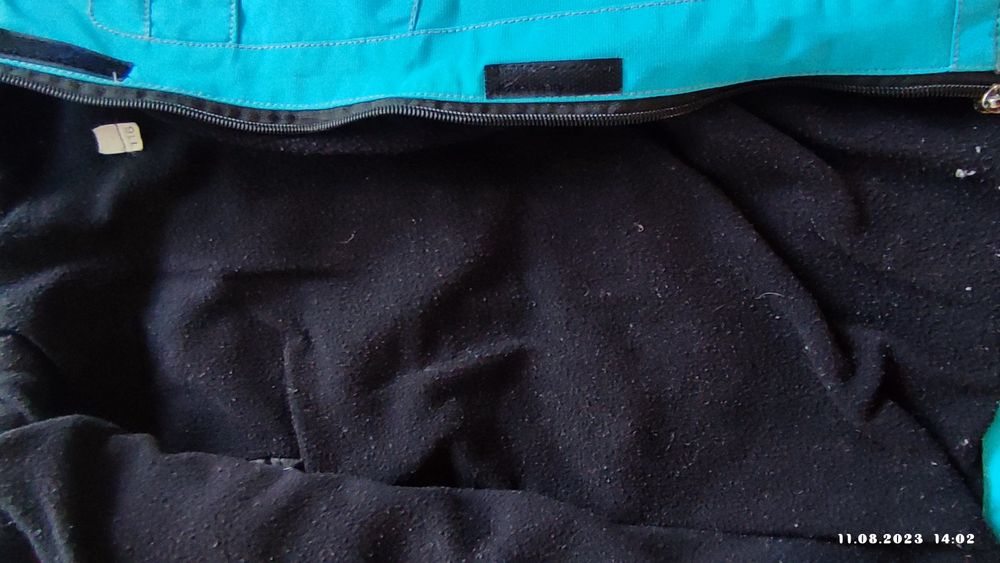 Продам детские вещи