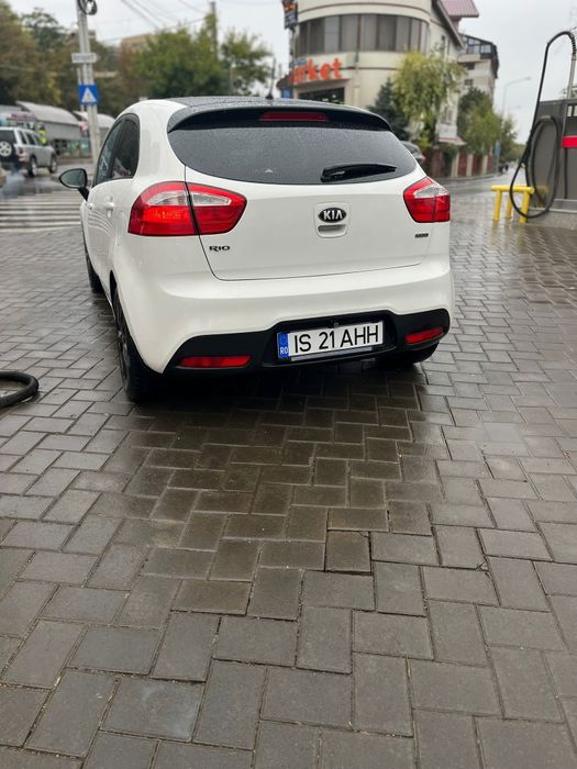 Vand Kia Rio 2014