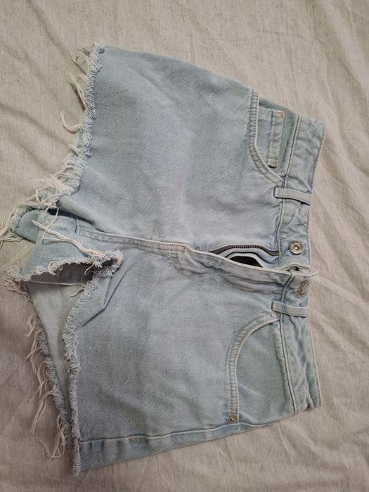 Дамски къси панталони