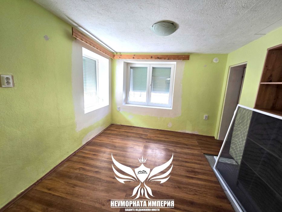 Продава се Тристаен апартамент в Асеновград - 98 кв.м за 728 €/кв.м - Снимка #2