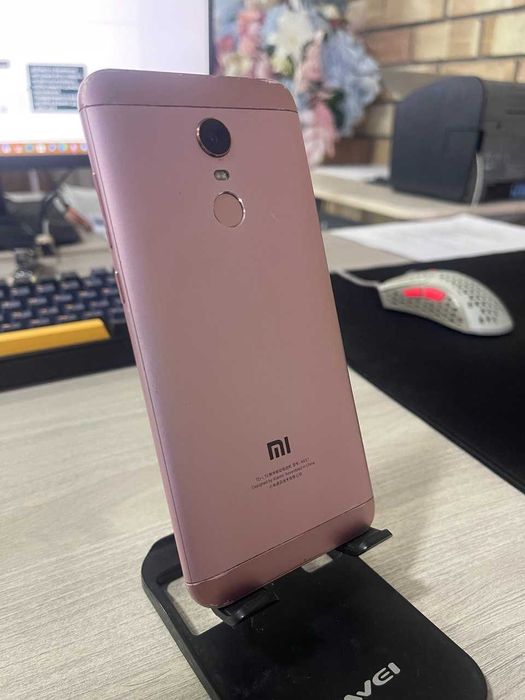 Xiaomi Redmi Note 7 и Xiaomi 5