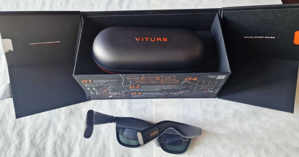 AR-очки VITURE Pro XR + геймпад 8BitDo