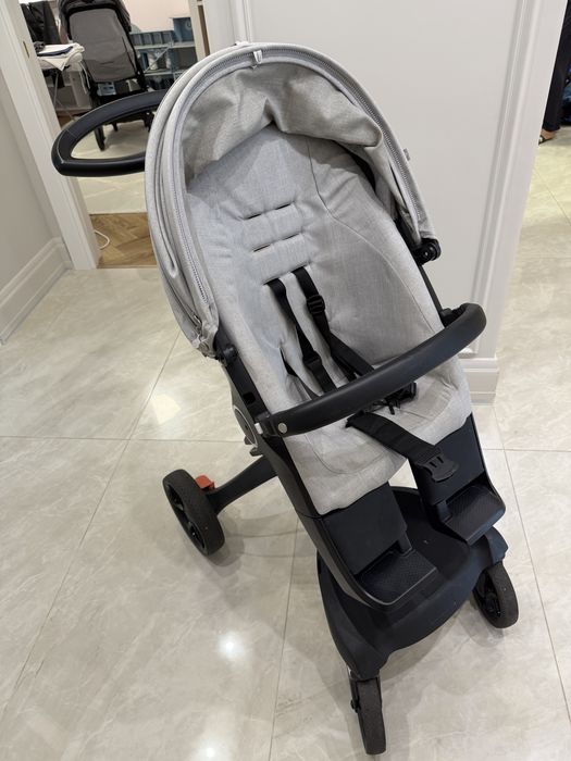 Коляская stokke.