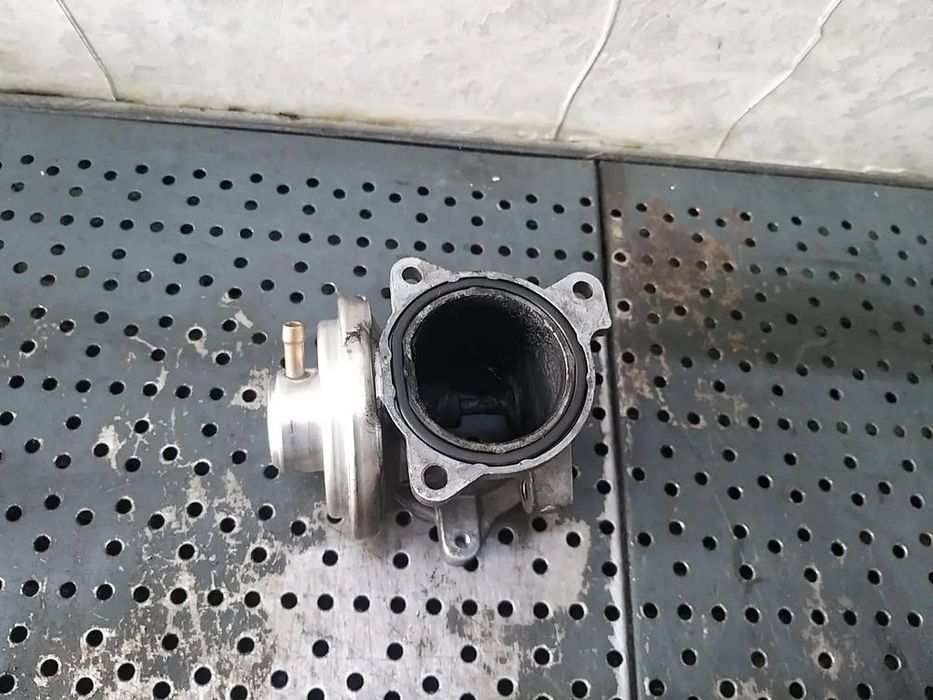 Egr 1.4 tdi vw polo 9n 045129637a