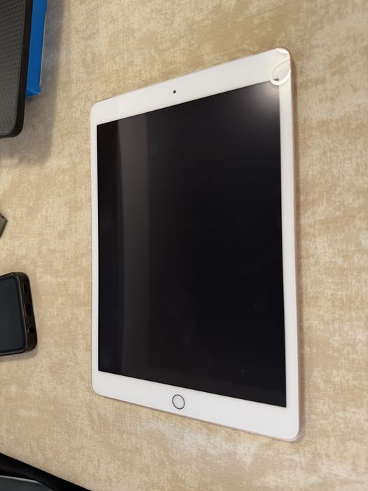 Apple Ipad 8 32Gb husa cadou