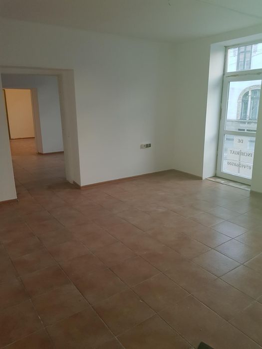 De inchiriat spatiu comercial