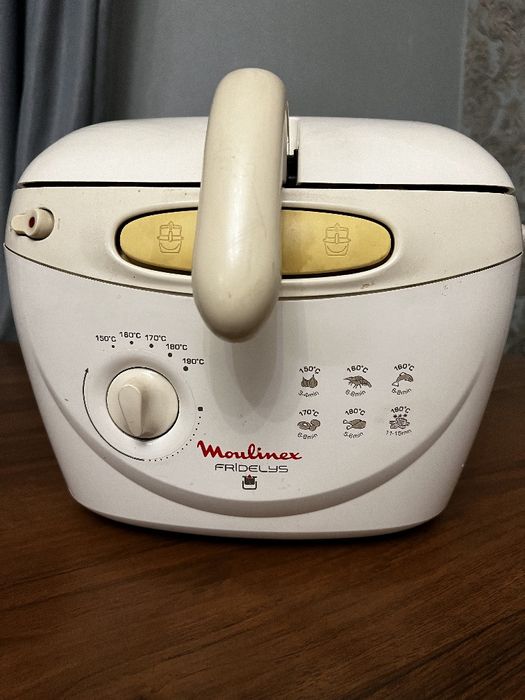 Фритюрница Moulinex AKE 1 Fridelys
