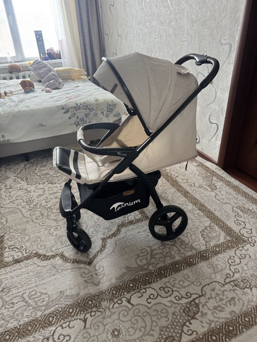 Коляска отличного качества текнум