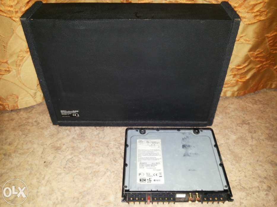 Сабвуфер и усилитель Sony для Автомобиля