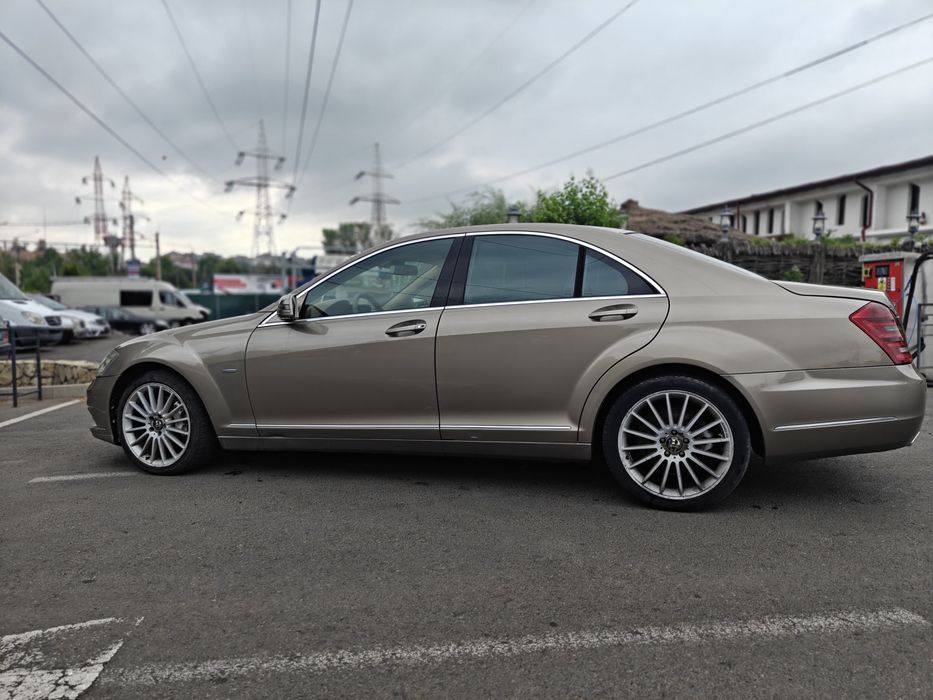 Mercedes Benz s400 hybrid