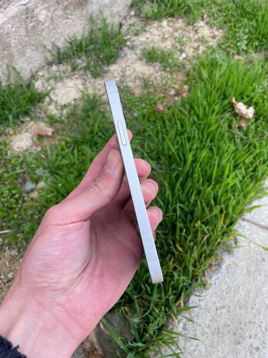 iPhone 12 128GB aybi yo'q