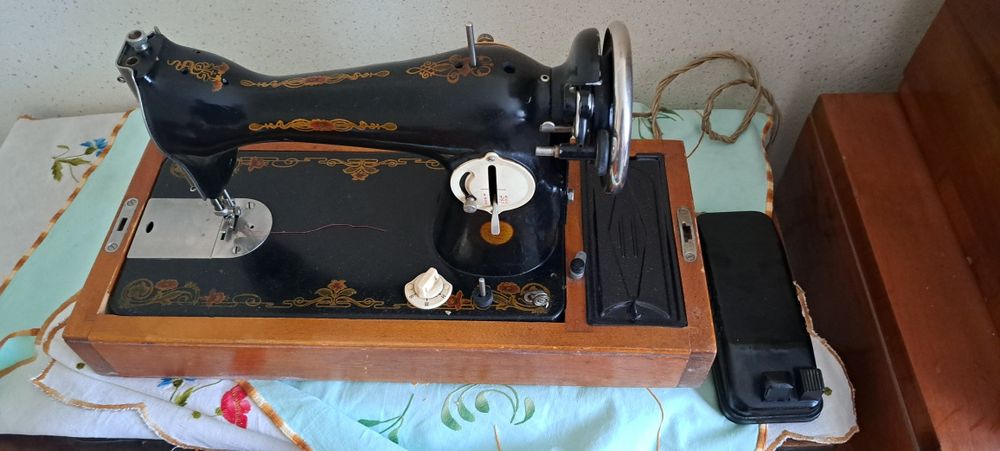 Masina cusut veche Singer