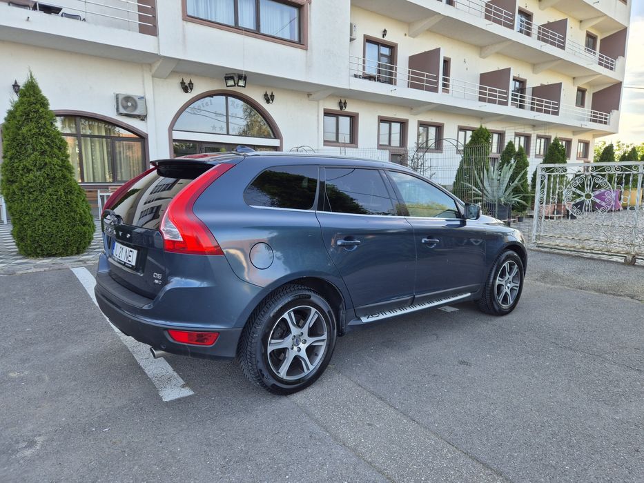 VOLVO XC60 2011 — imagine 5