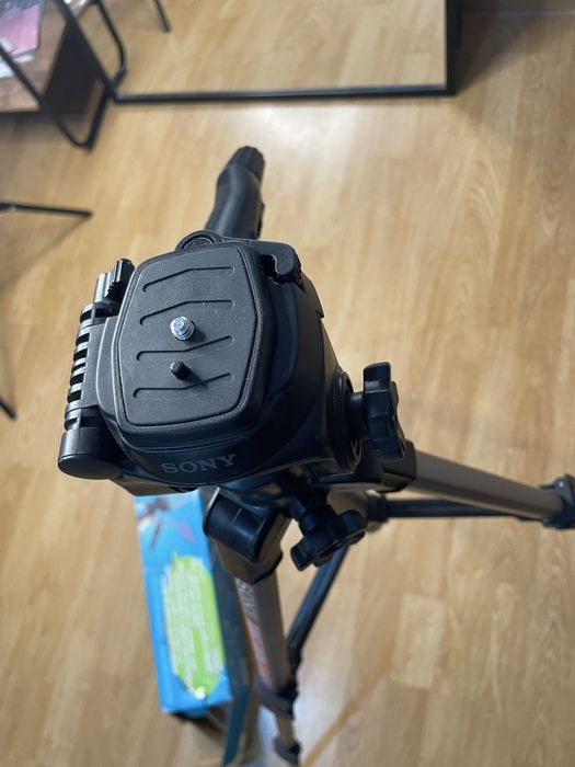 Штатив трипод Sony для камеры