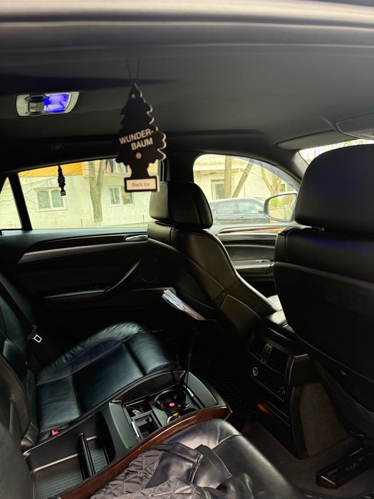 bmw x6 volan dreapta