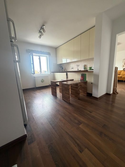 Apartament 3 camere mobilat