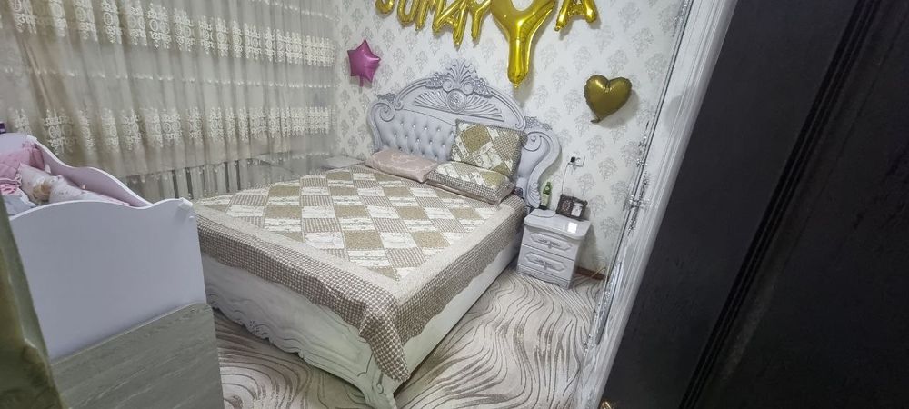 Eshonguzar hokimyat yonida