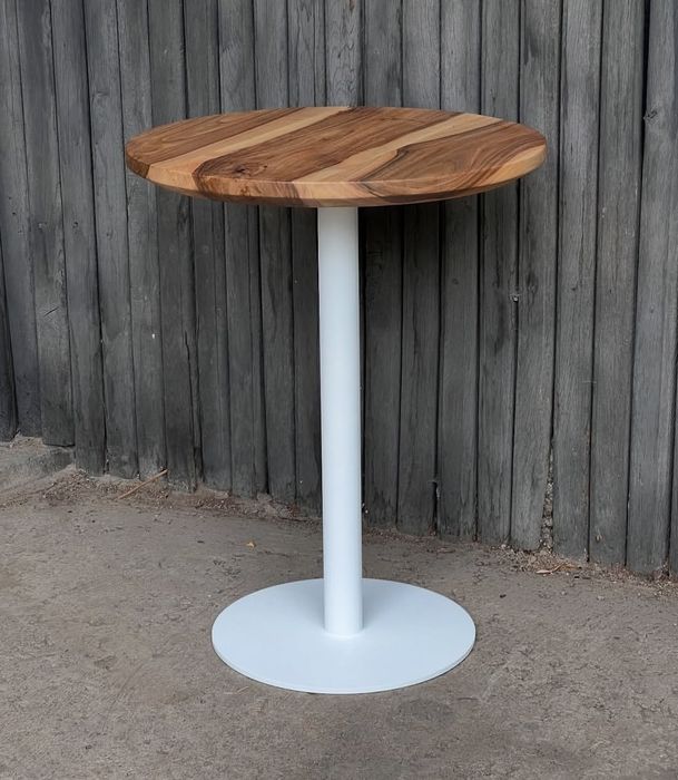 Бар маса от масив и желязо