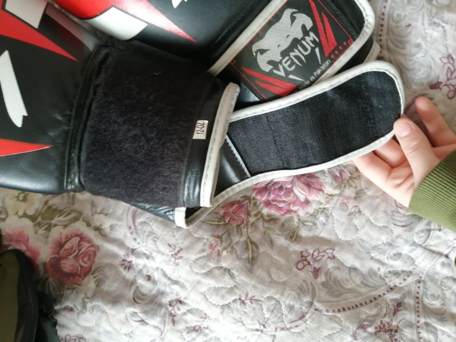 Перчатки Экипировка для  MMА форма