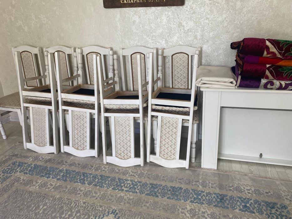 Стол и стулья 100к