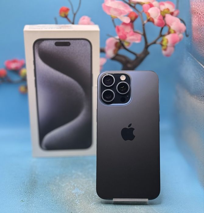 Apple iPhone 15 Pro Max, 256GB, 5G, Black Titanium + аксесоари