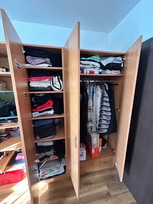 Dulap dormitor 3 corpuri, 210x200