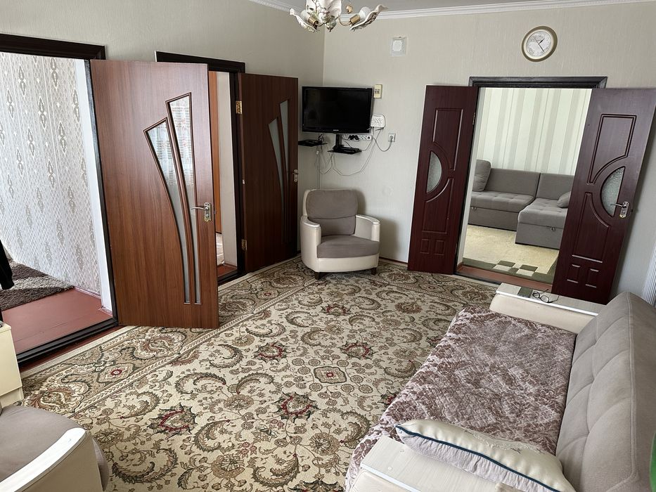 Продам дом в районе новый базар!