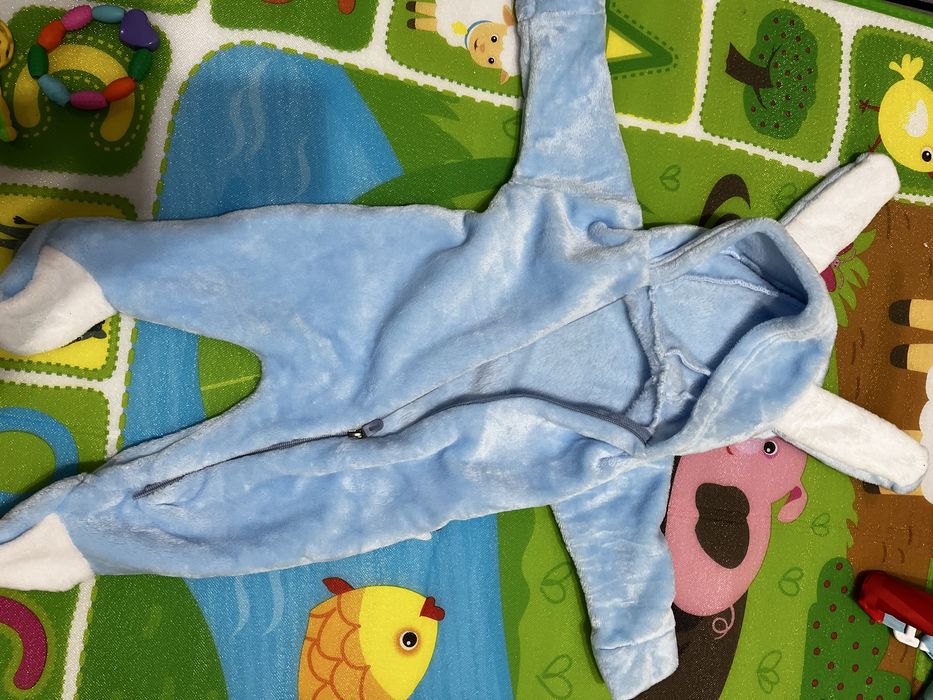 Продам детские вещи